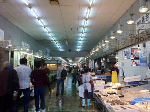 Aozoraichiba (Open-air Seafood Market)